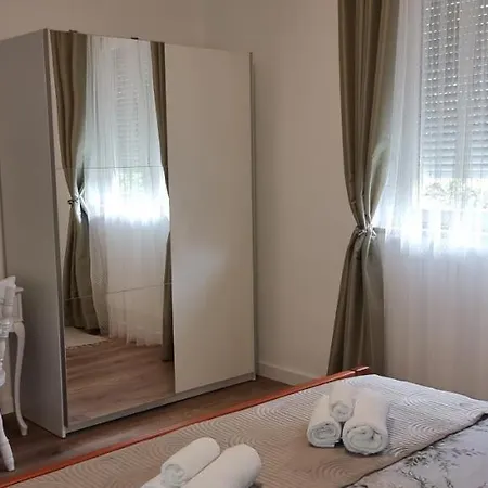 דירה Bruno's House