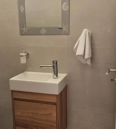 Bruno's House דירה