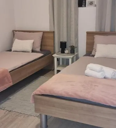 Bruno's House Apartman *