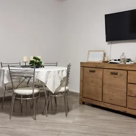 Bruno's House Apartment *