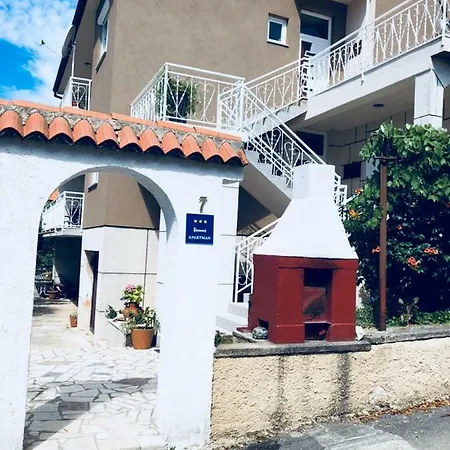 Apartman Bruno's House