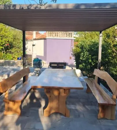 Bruno's House Lejlighed *